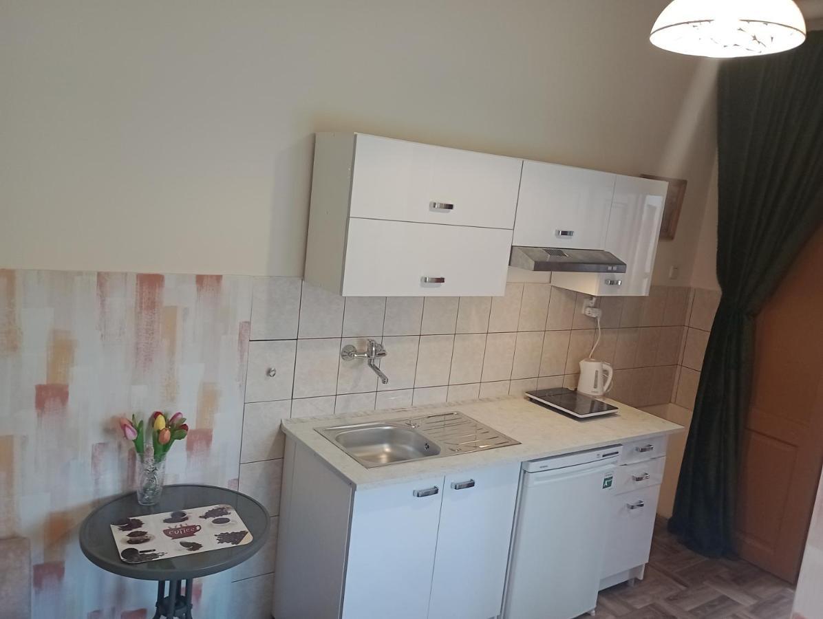 Kawalerka. Apartment Przemyśl Exterior foto